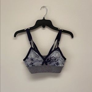Lululemon bra